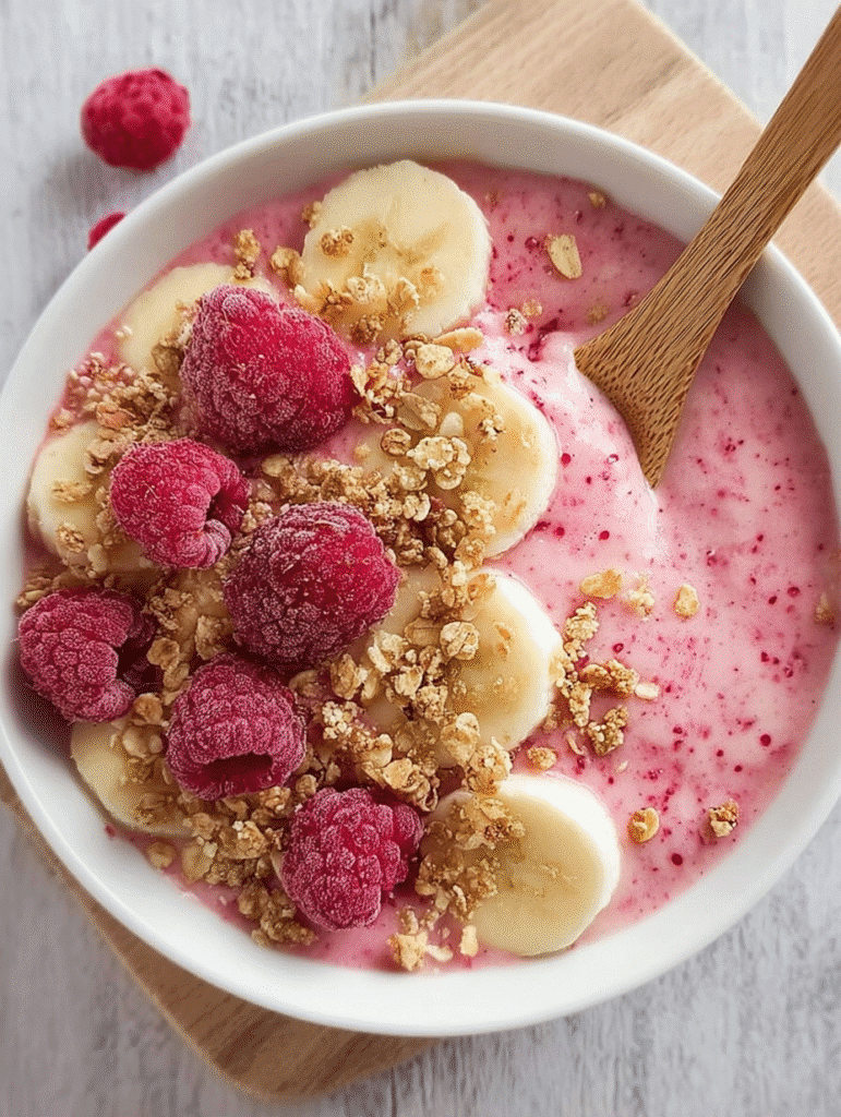 Raspberry Banana Smoothie Bowl: Healthy & Delicious Recipe!